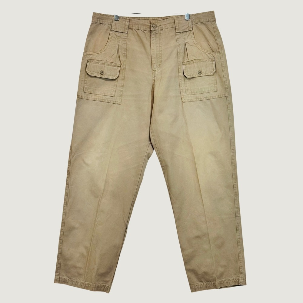 Magellan cargo pants Men 40x30 Tan Khaki Sportswear Outdoor Relaxed Utility